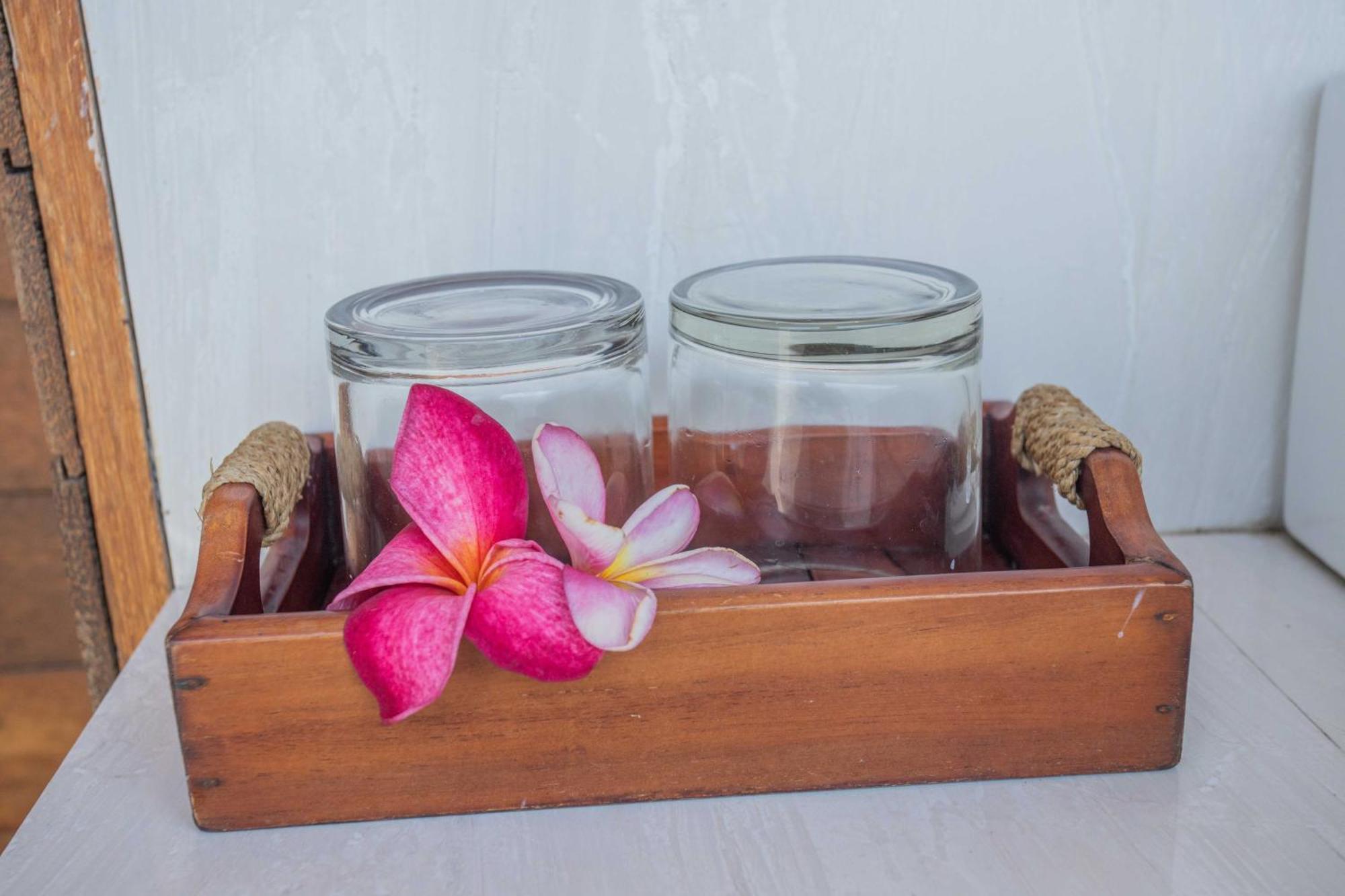 Lembongan Mantra Huts Hotel Buitenkant foto